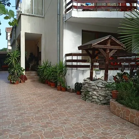 Urdoviza Πανσιόν Kiten (Burgas)