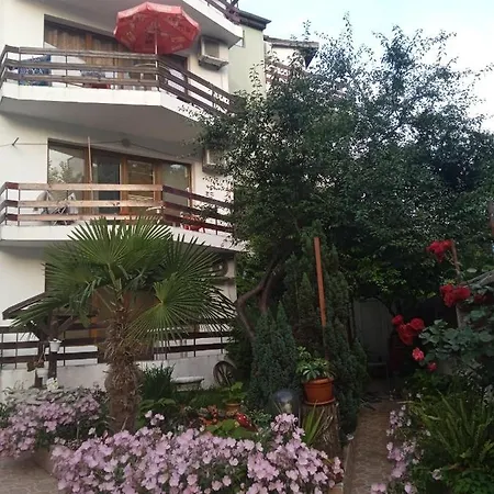 Urdoviza Πανσιόν Kiten (Burgas)