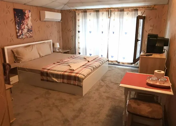 Urdoviza 招待所 3*