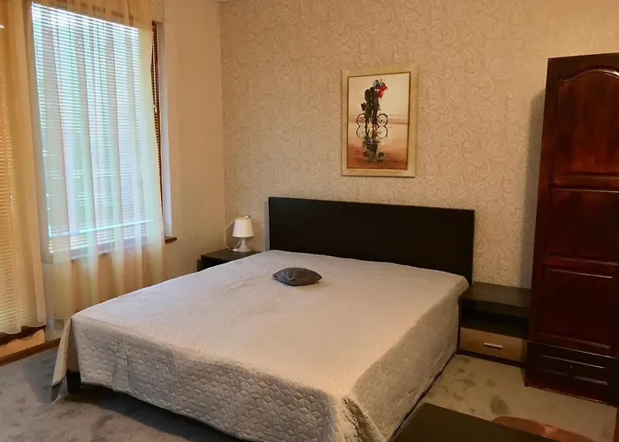 招待所 Urdoviza 3*