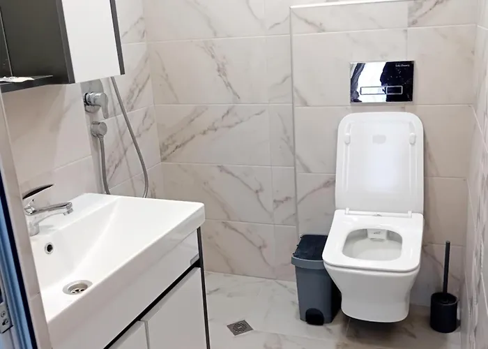 招待所 Urdoviza 3*